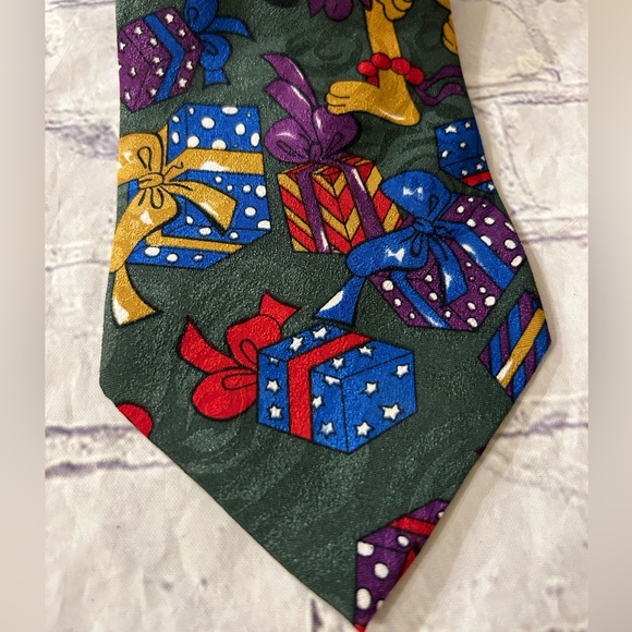 DISNEY MICKEY UNLIMITED VINTAGE MADE IN KOREA CHRISTMAS TIE - Picture 2 of 7